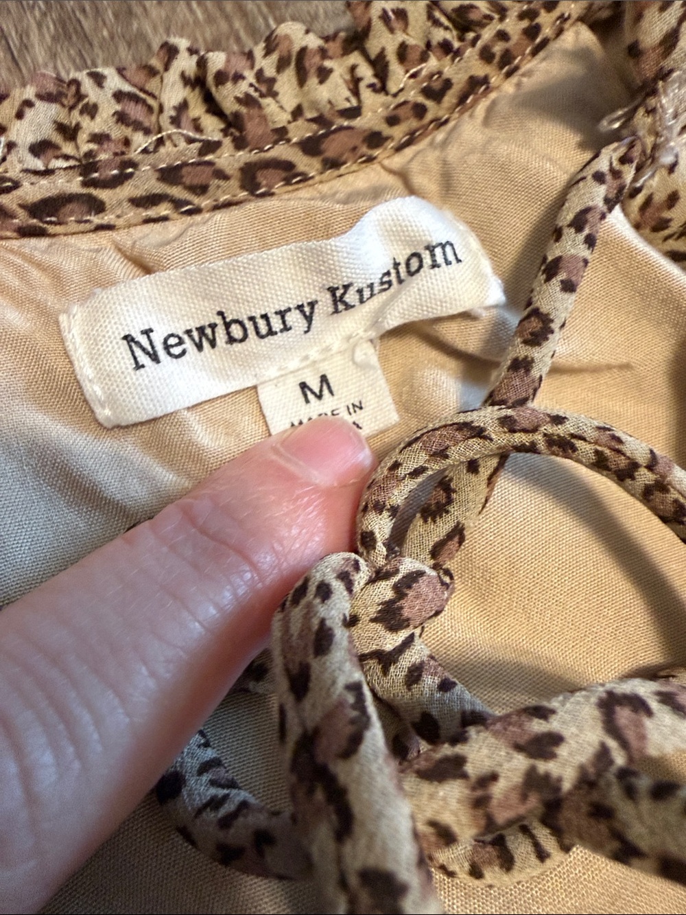 Newbury Kustom leopard print babydoll mini dress women’s size m - Picture 2 of 4